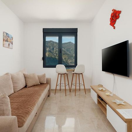 Dm Apartments Котор Екстериор снимка