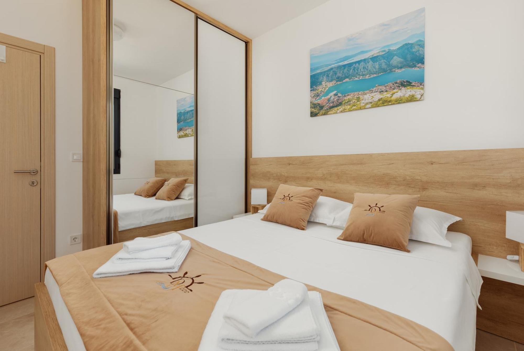 Dm Apartments Котор Екстериор снимка